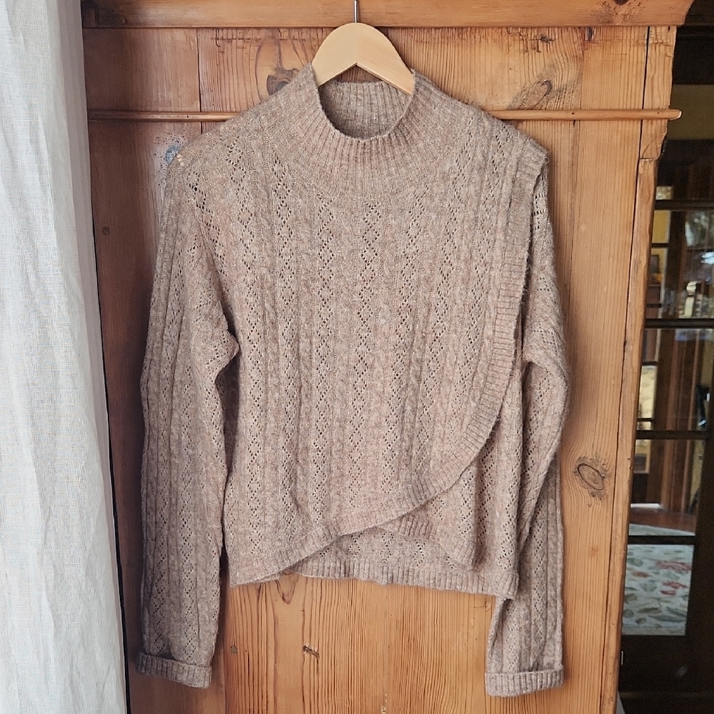 Cozy Cable Knit Turtleneck Sweater - Beige/Tan